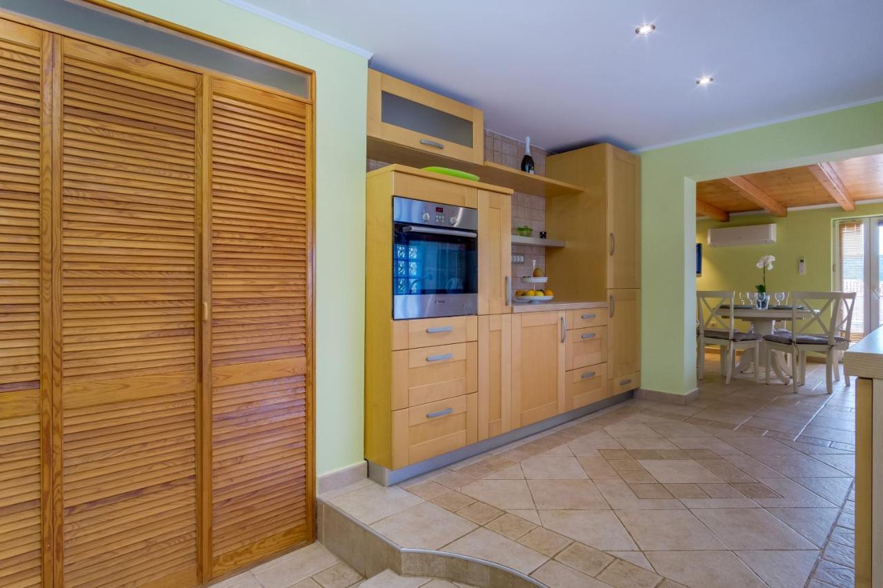 Isabela Apartment Mali Losinj Ngoại thất bức ảnh