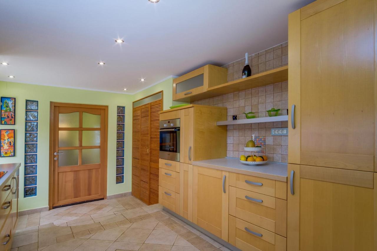 Isabela Apartment Mali Losinj Ngoại thất bức ảnh