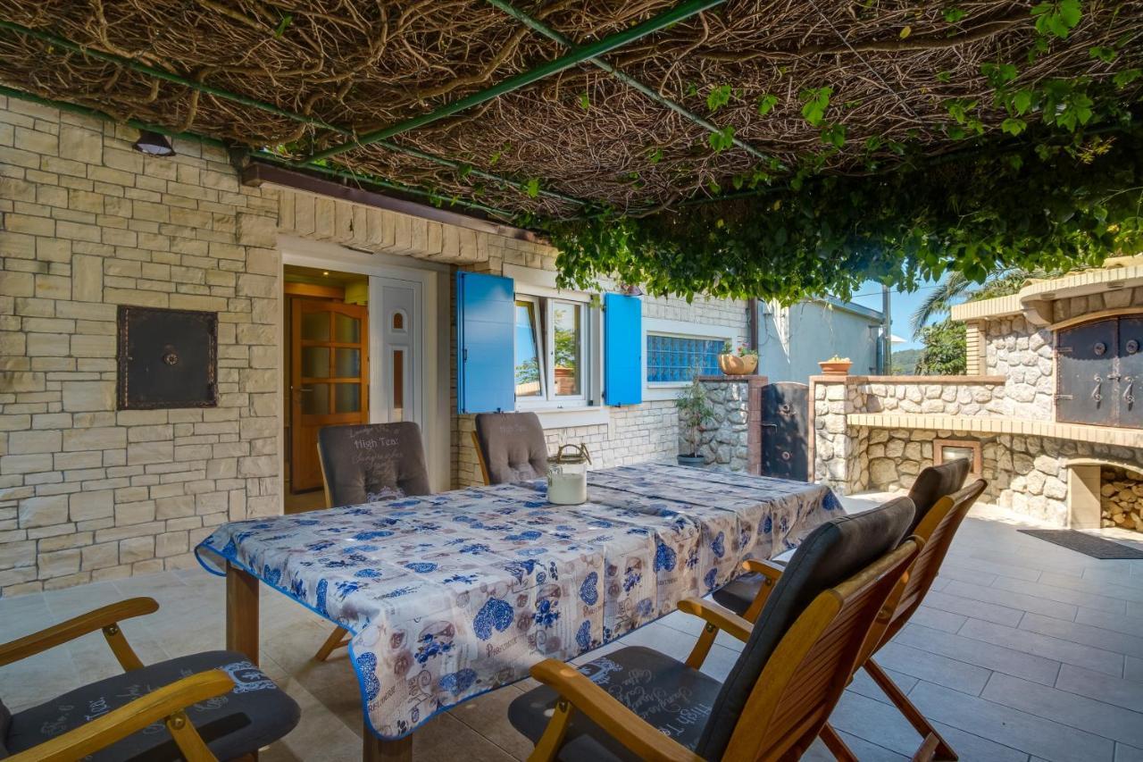Isabela Apartment Mali Losinj Ngoại thất bức ảnh