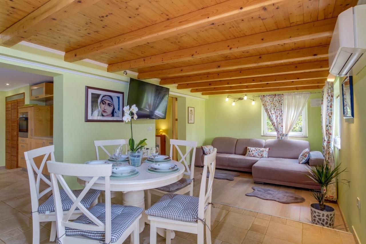 Isabela Apartment Mali Losinj Ngoại thất bức ảnh